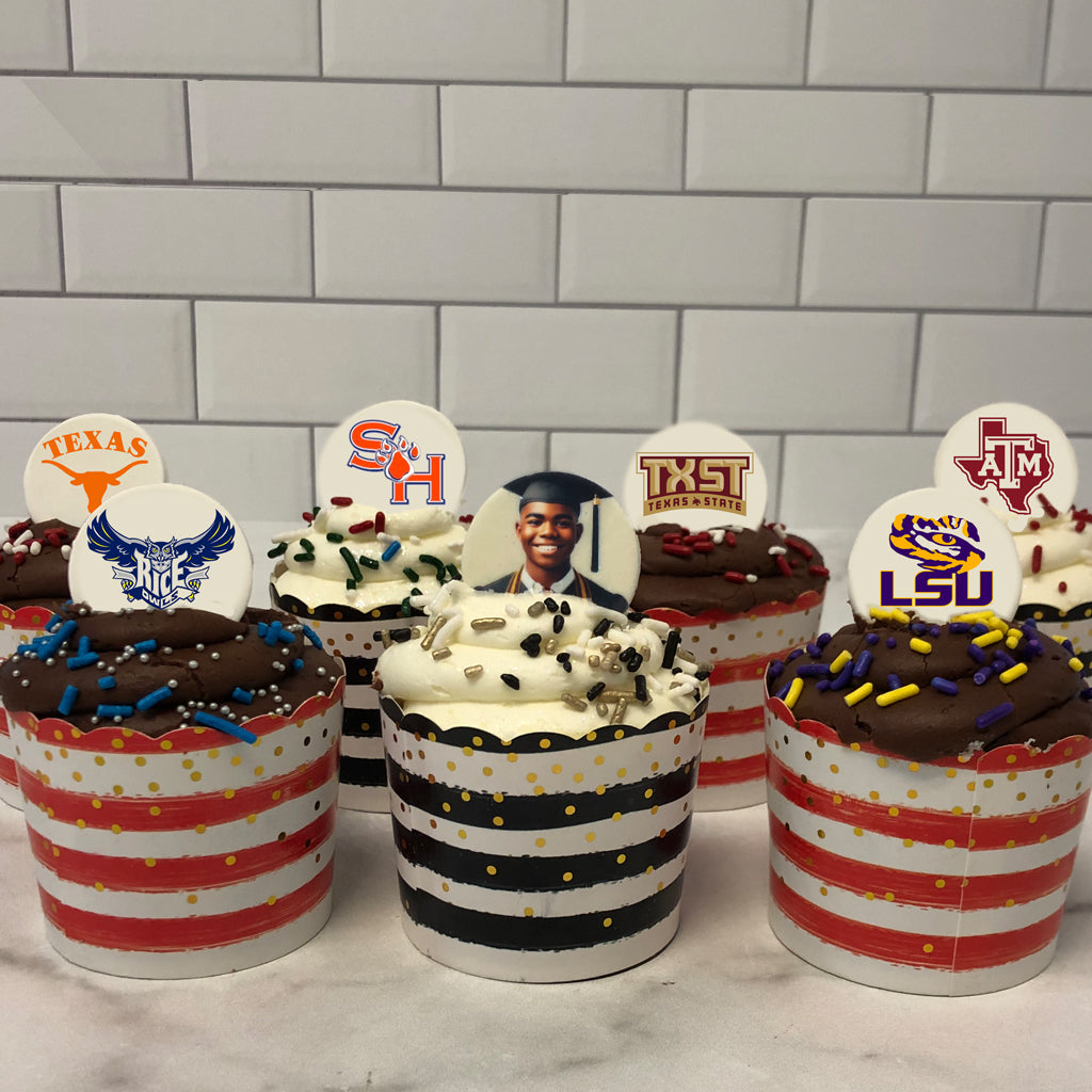 GG_-_Graduation_cupcakes.jpg