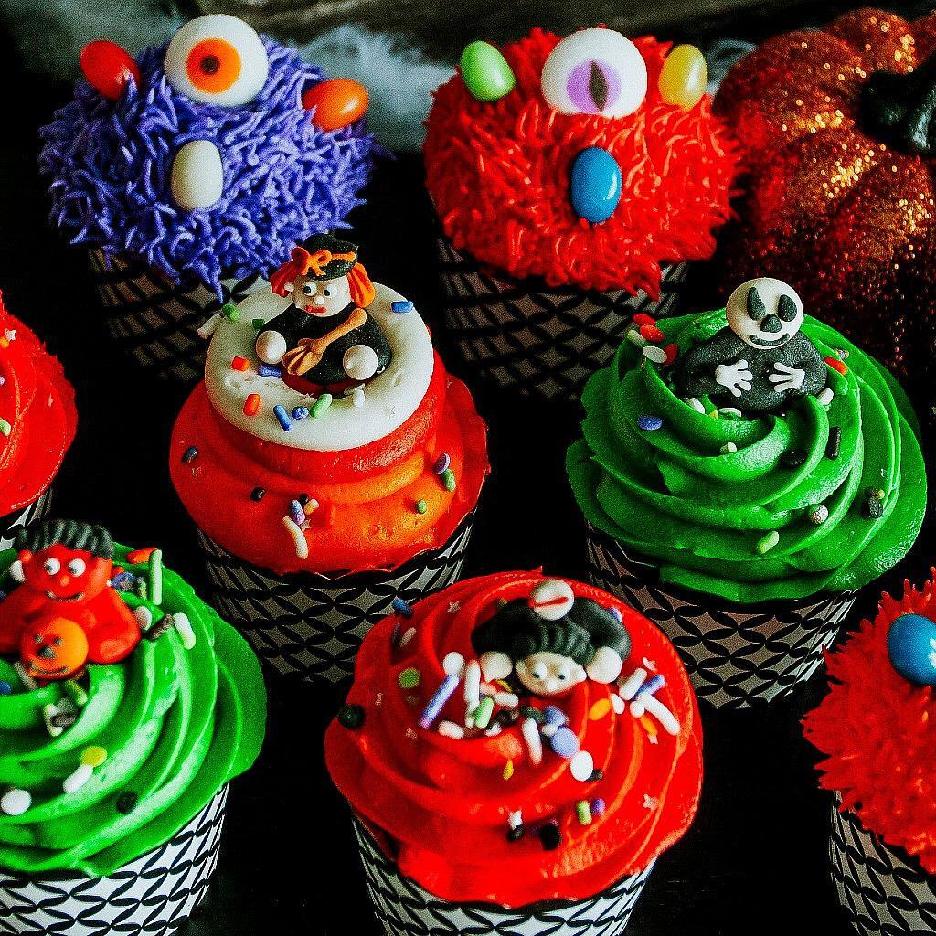 Halloween_Cupcakes.jpg