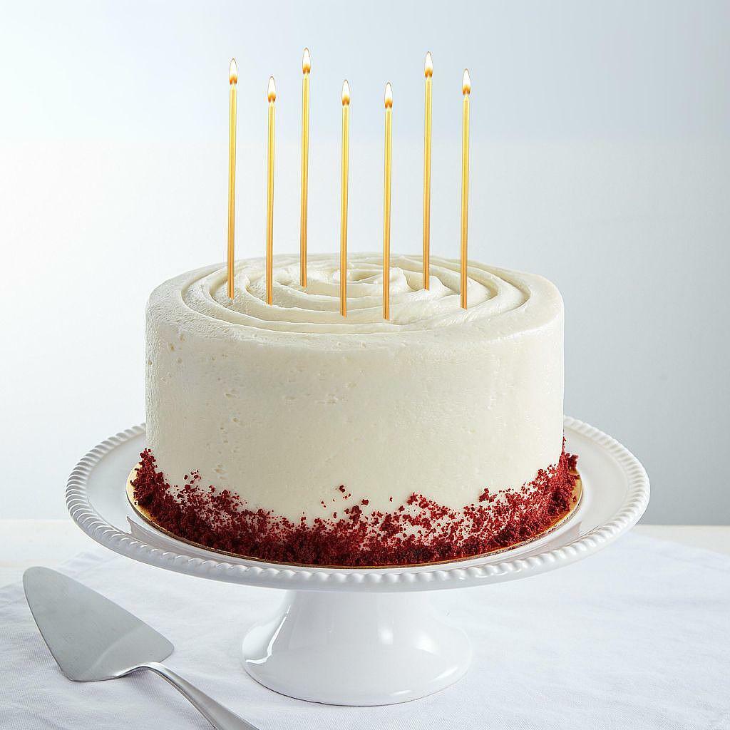 Red_Velvet_with_Candles-medium.jpg
